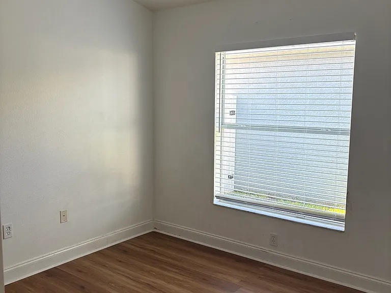 7169 Hamilton Park Blvd — Photo 10
