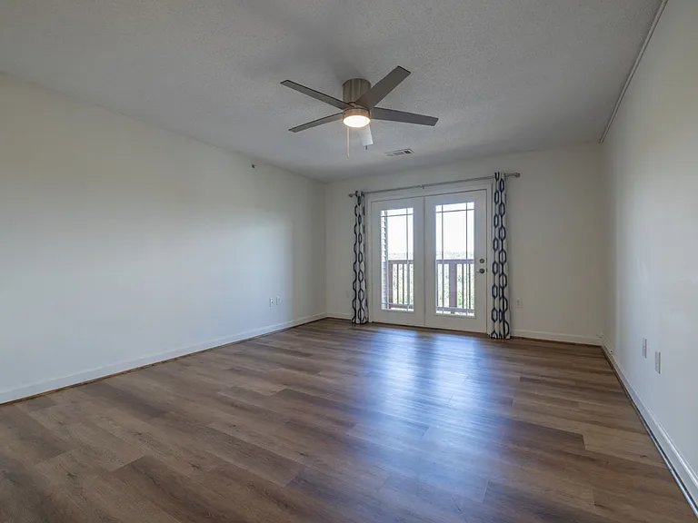 834 Harts Cove Way — Photo 16