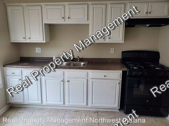 4th image of 7039 Missouri Ct