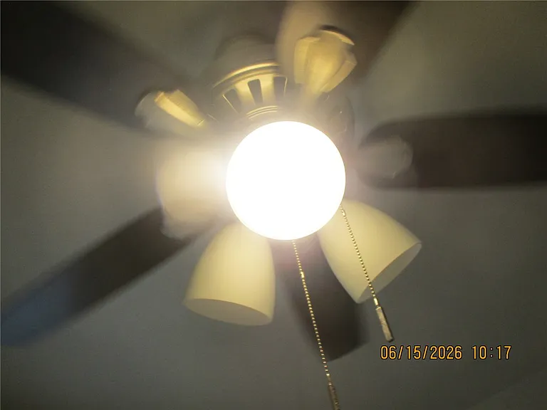 569 Harbor Dr — Photo 18