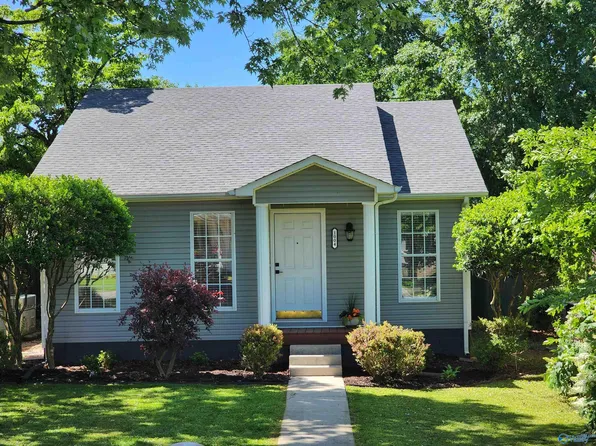 1004 McCullough Ave NE, Huntsville, AL 35801