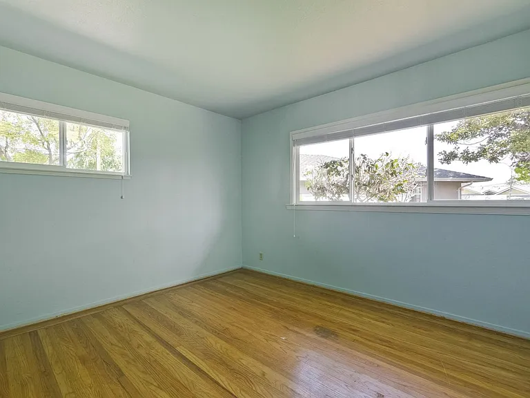 160 Kit Carson Ct — Photo 35