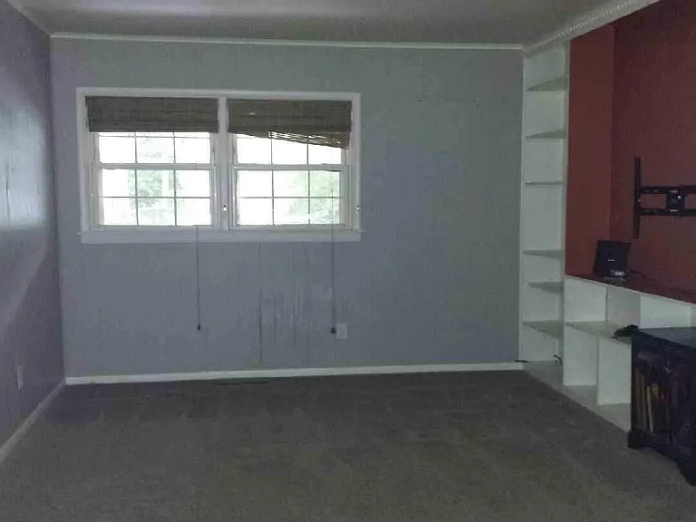 605 Runnymede Ct — Photo 6