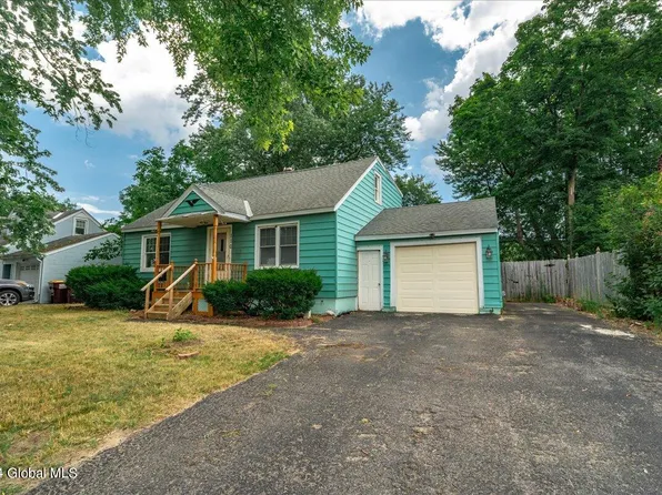 110 Polsin Drive, Schenectady, NY 12303