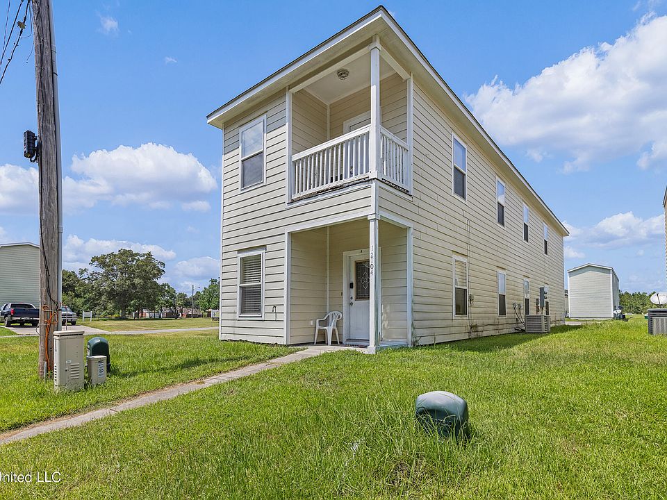 1st image of 12104 Prudie Cir #A & B