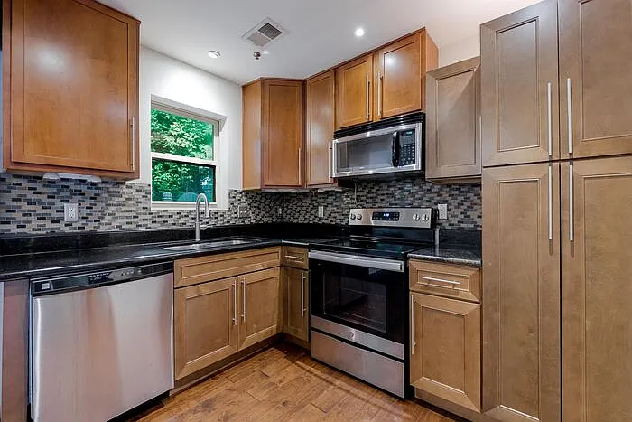 255 Winding River Dr #J — Photo 10
