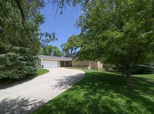 70 Dale Dr, Cody, WY 82414