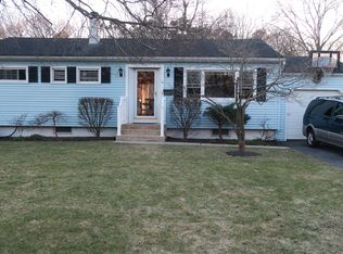 16 Andover Rd, Old Bridge, NJ 08857
