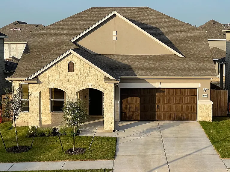 2008 Alexander Oaks Dr — Photo 1