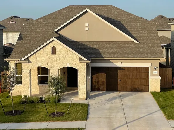 2008 Alexander Oaks Dr, Leander, TX 78641
