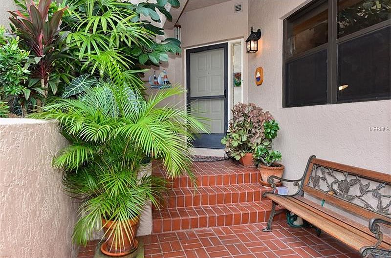 1st image of 1622 Starling Dr #104-3