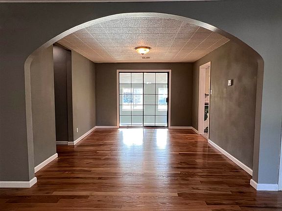 5th image of 1337 S 1st St
