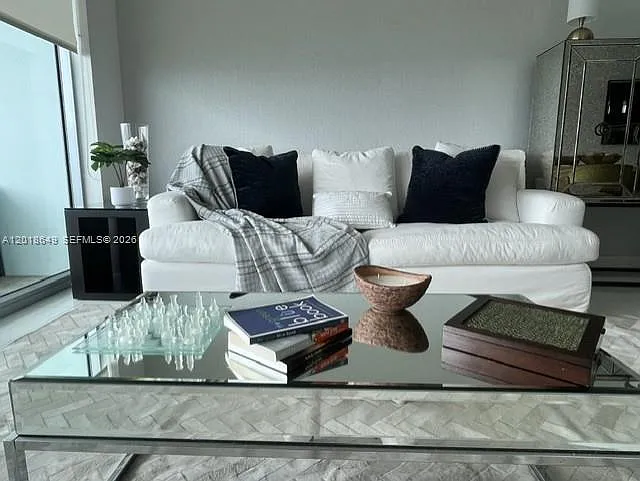 900 Biscayne Blvd #3207