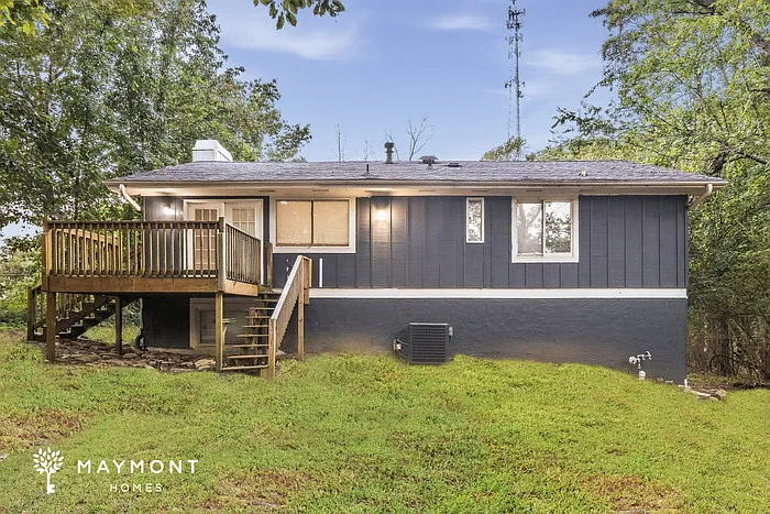 3 bed, 3.0 bath, 1400 sqft, $1,495 — Photo 3