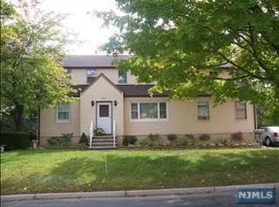 190 Walnut St, Northvale, NJ 07647