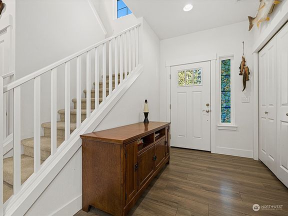 3rd image of 19514 26th Street Ct SW