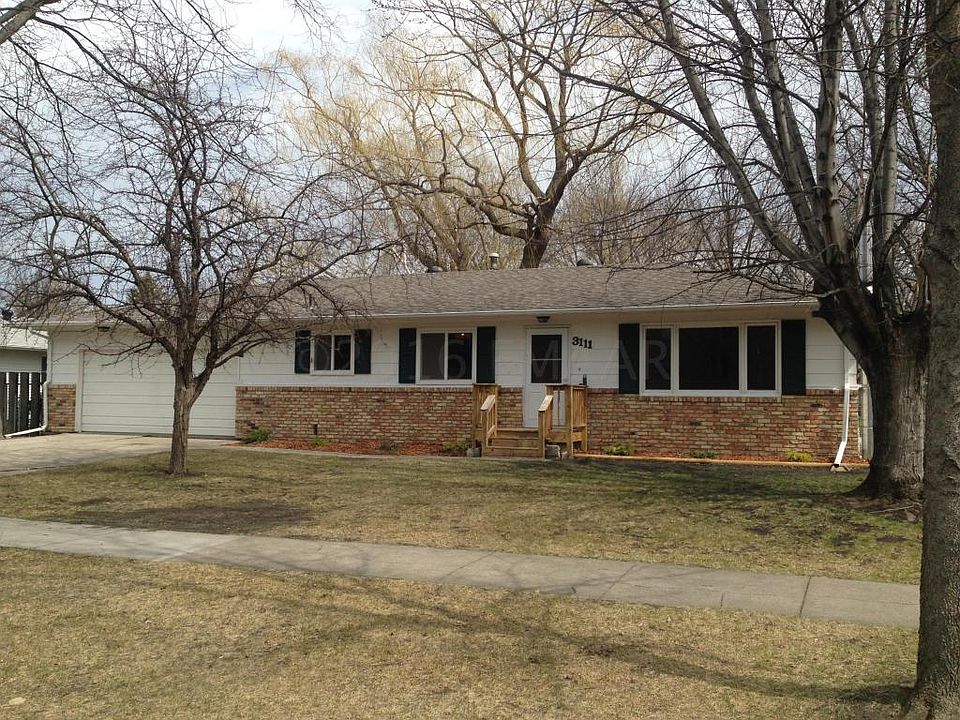 1st image of 3111 3rd St N
