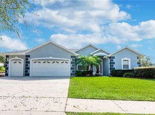 9635 Spring Lake Dr, Clermont, FL 34711