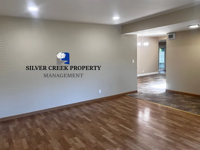 6002 Paxton Ct — Photo 36