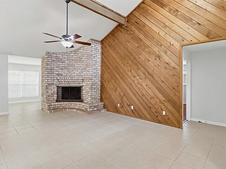 22411 Waynoka Rd — Photo 6
