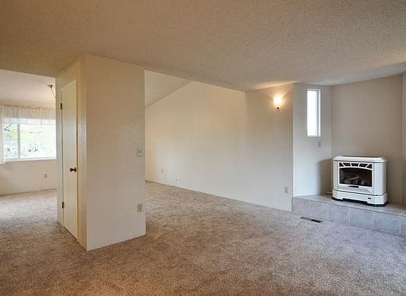 4th image of 1454 Amon Dr