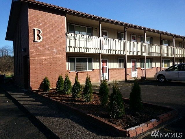 1st image of 4519 N Pl #B3