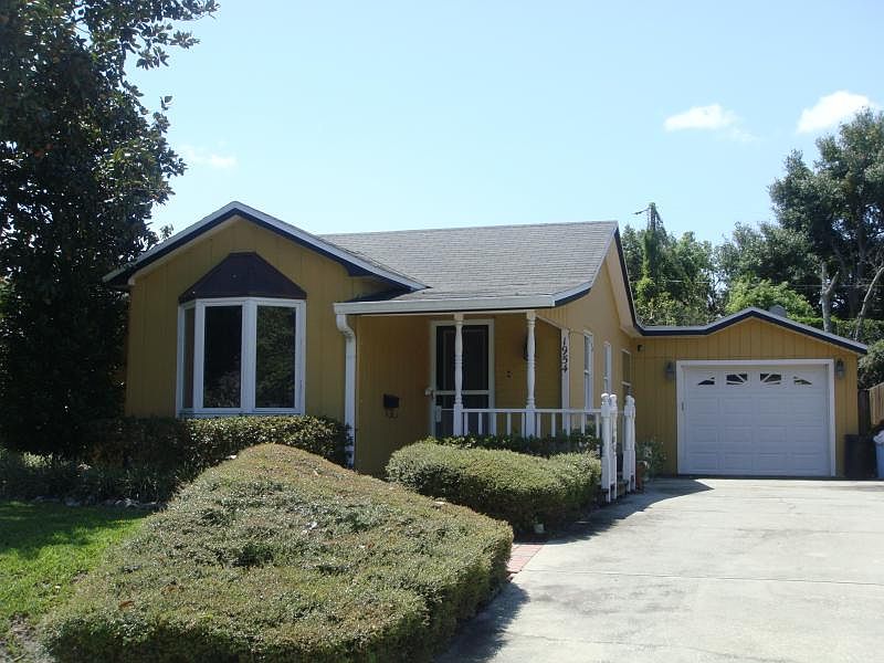 1st image of 1954 Biscayne Dr