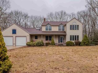 3 Gulliver Dr, Sanford, ME 04073