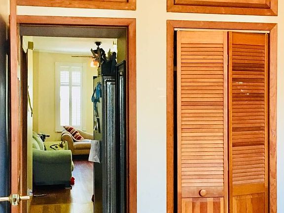 10490330-H5qZ9KW7twcnpMXv