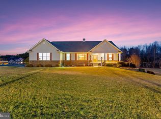 6401 Edith Ln, Huntingtown, MD 20639