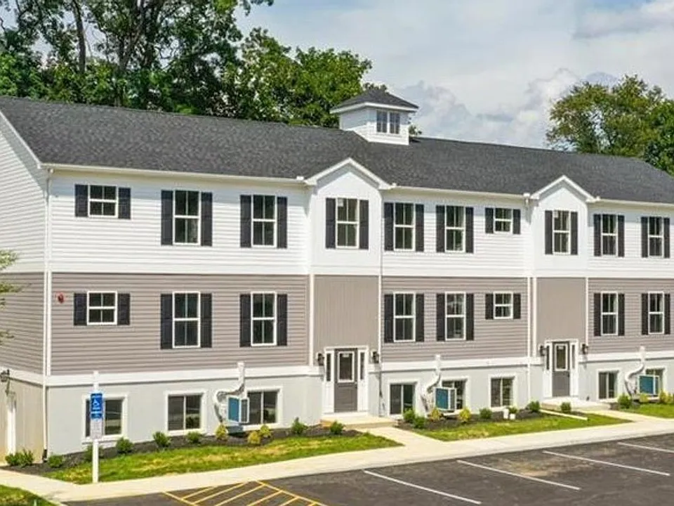 315 E Stone Aly