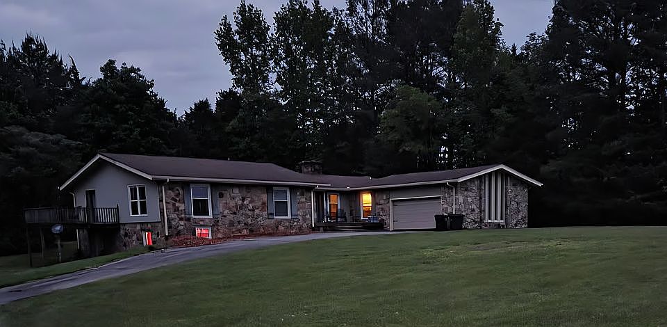 1st image of 1035 Willette Rd