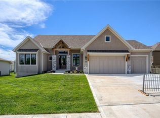 9199 N Chestnut Ave, Kansas City, MO 64156