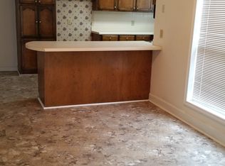 260 Waterford Dr, Bonaire, GA 31005