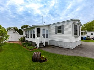 94 Blackberry Pl, Kittery, ME 03904