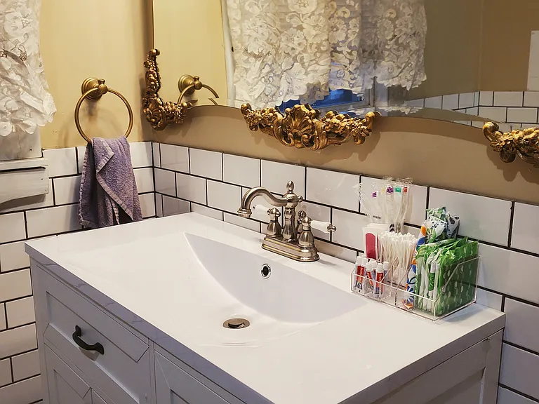 423 E Noble Ave #2 — Photo 7