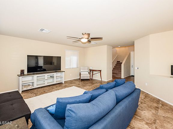 4th image of 3830 E 3rd St #Street3101