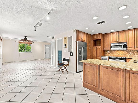 2nd image of 3203 McDonald Street #3203
