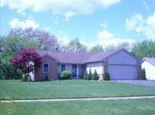 2387 Foxfield Ln, Highland, MI 48356