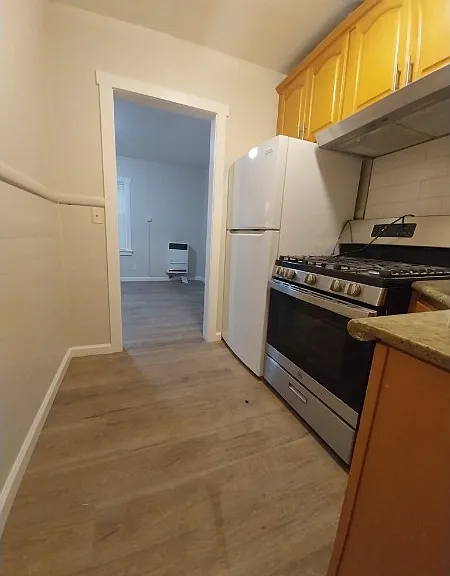 240 River St #8 — Photo 10