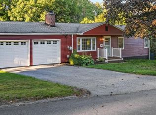16 Venus Dr, Shrewsbury, MA 01545