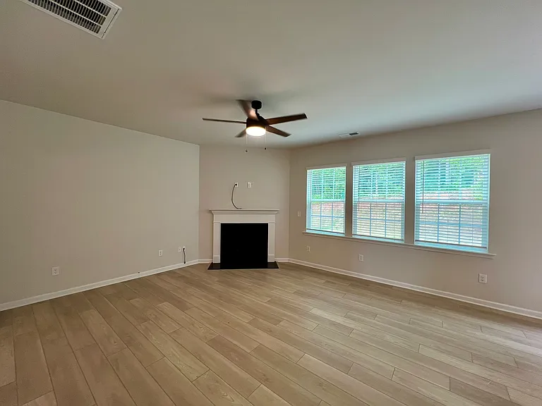314 Hamptons Cove Rd — Photo 6
