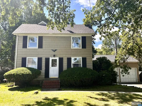 20 Alexander Ave, Montclair, NJ 07043