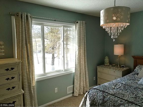 5th image of 2517 Hawthorne Ln