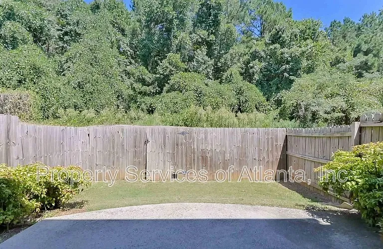143 Linton Dr — Photo 19