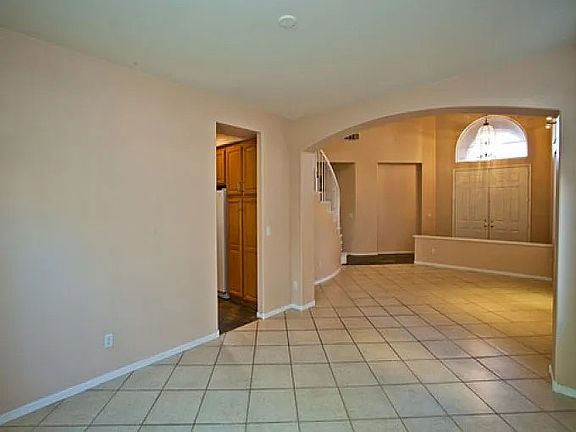 3rd image of 8582 Coyote Peak Cir