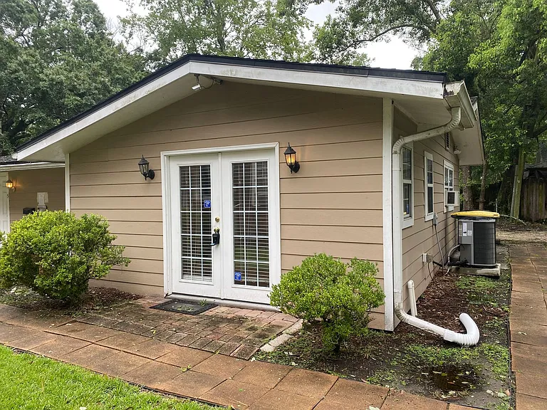 Post St 2908 — Photo 12