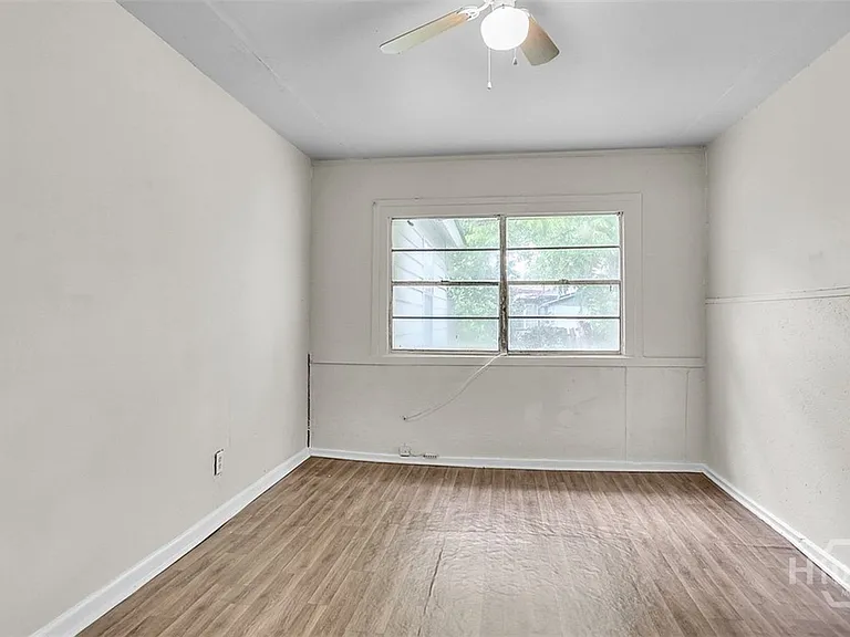 1013 Carroll St — Photo 12