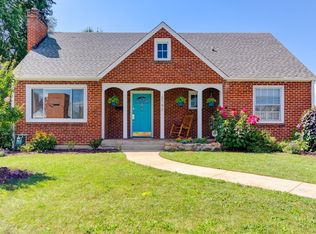 2702 10th St NW, Roanoke, VA
