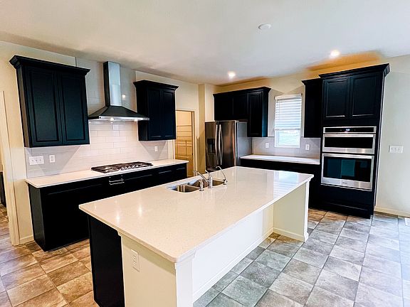 3rd image of 15351 Forest Glade Dr